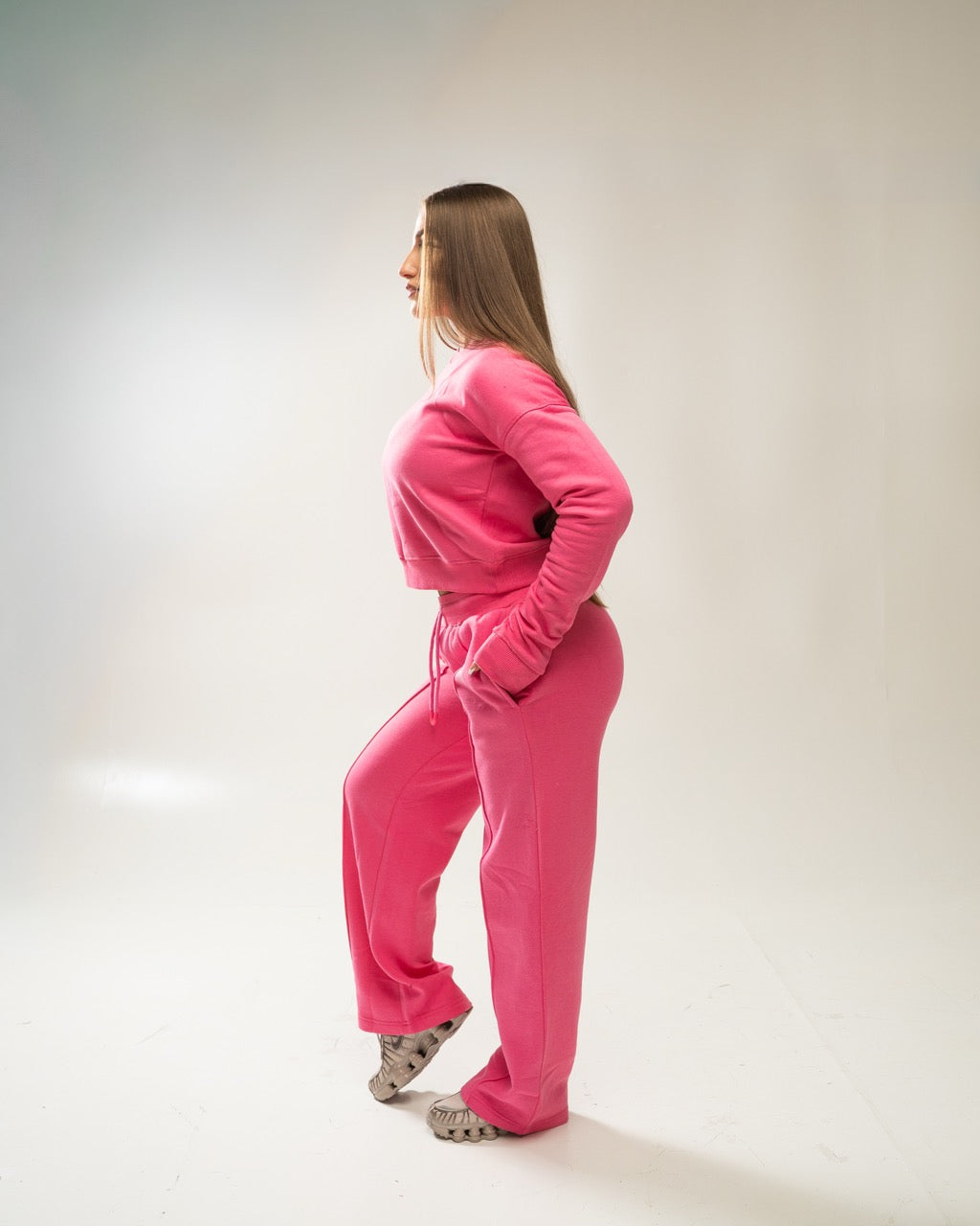 XAPE Core Logo Cropped Sweatshirt - Dusty Pink